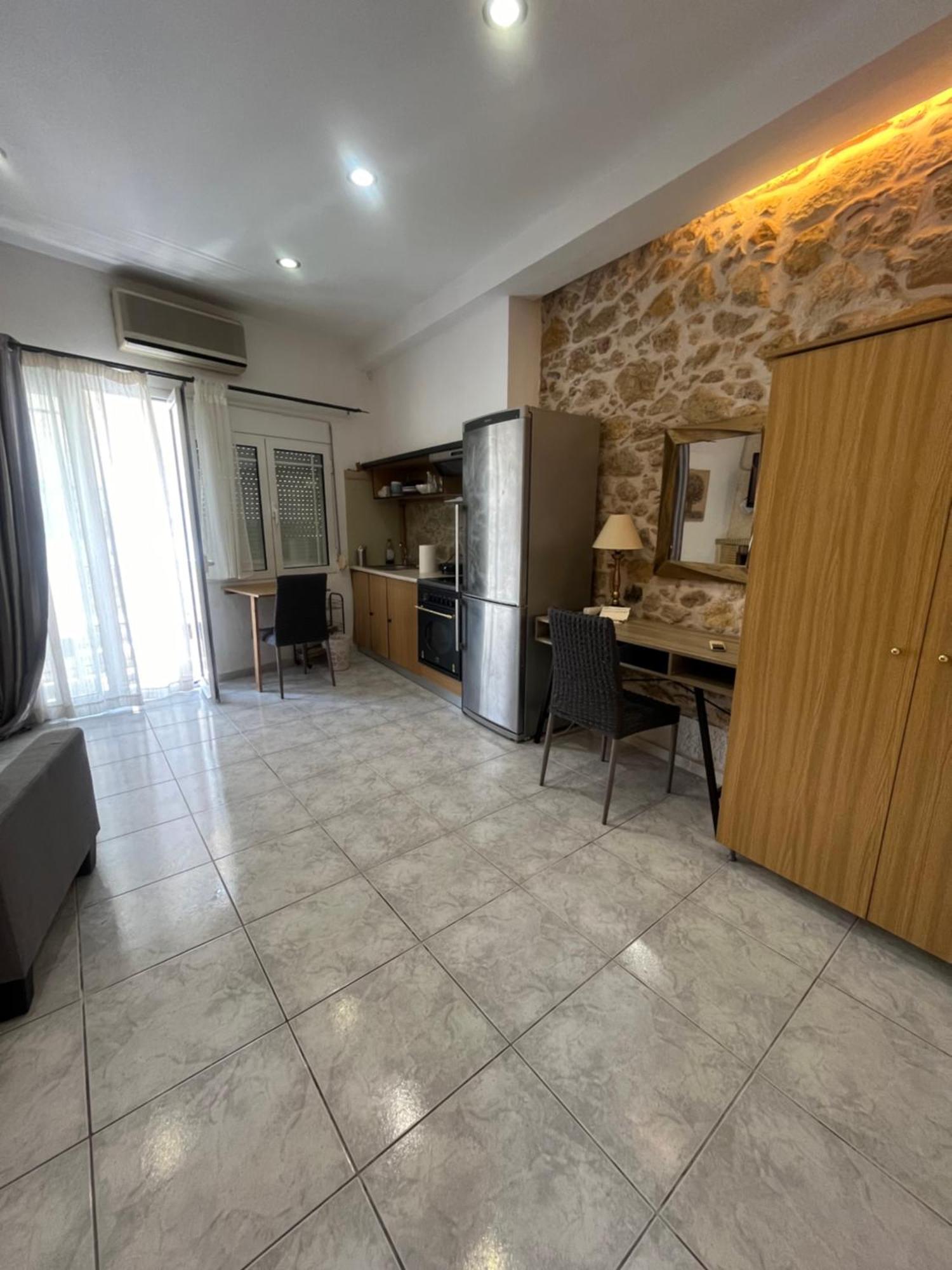 Papyrus City Centre Apartments Ираклио Екстериор снимка